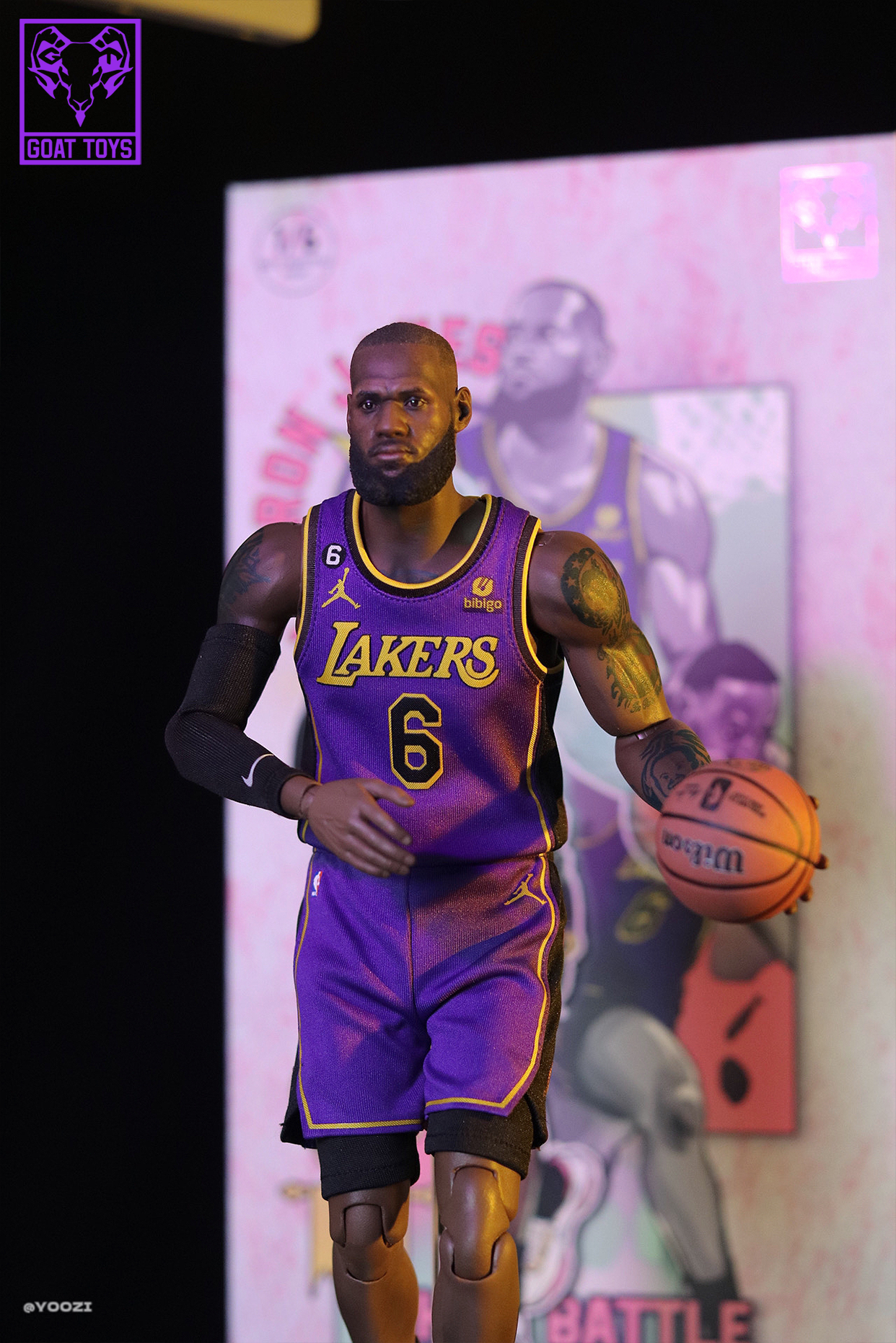 PRE-ORDER Goat Toys Studio - NBA LeBron James Opener Night Set 1/6 Statue(GK)