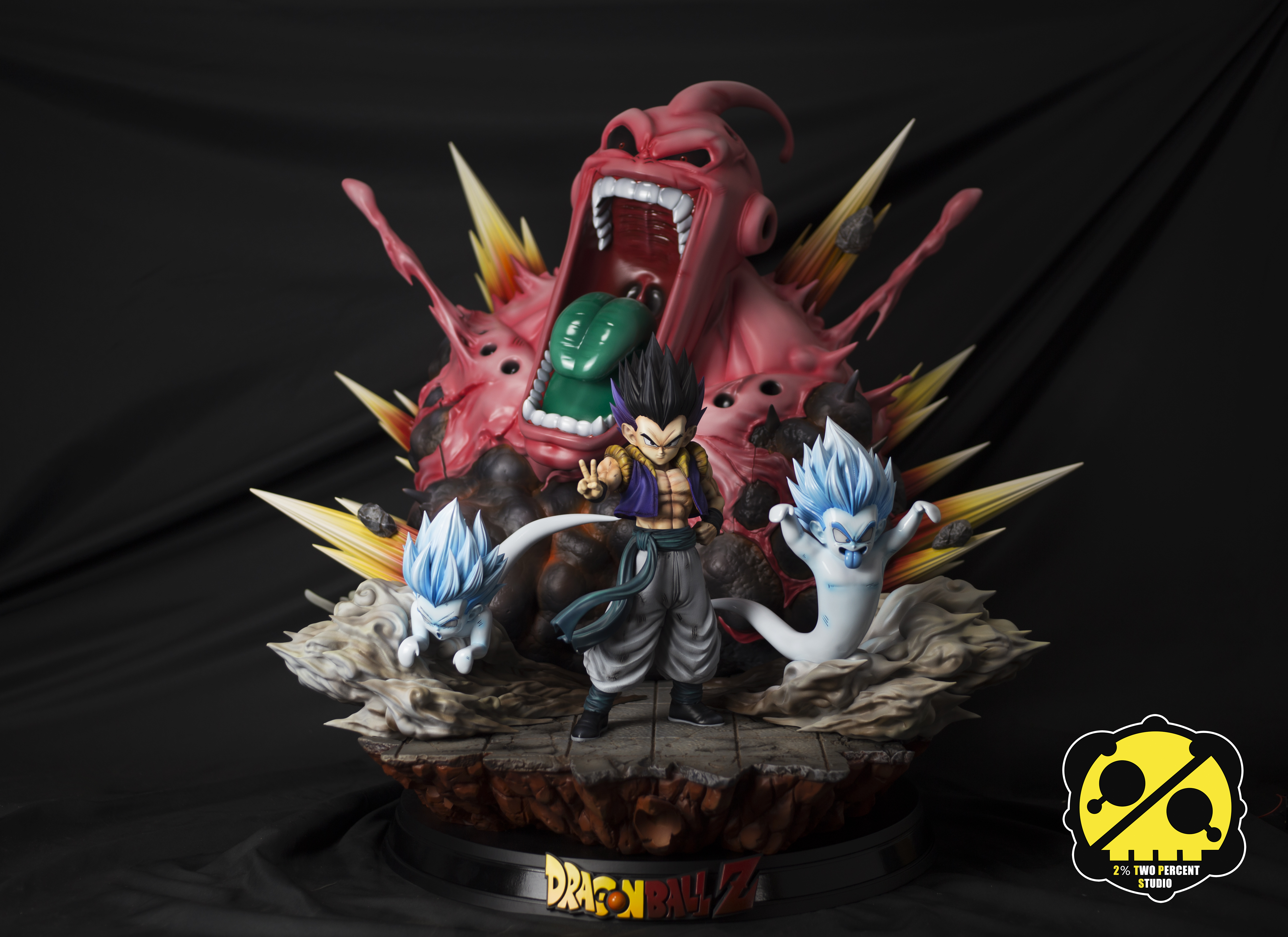 PRE-ORDER 2% Studio - Dragon Ball - Gotenks & Majin Buu- 1/4 & 1/6 Scale Statue(GK)