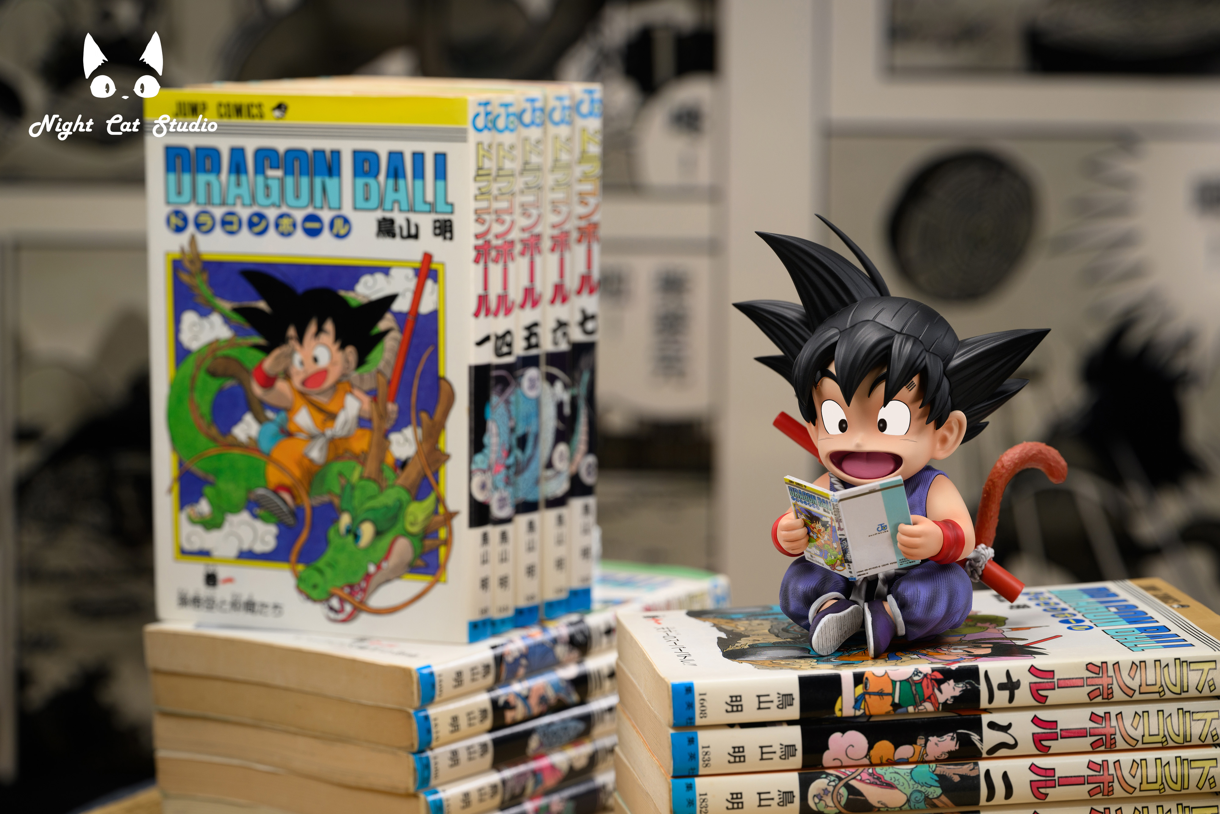 PRE-ORDER Night Cat Studio - Dragon Ball Little Son Goku reading Dragon Ball comic book 1/6 Statue(GK)