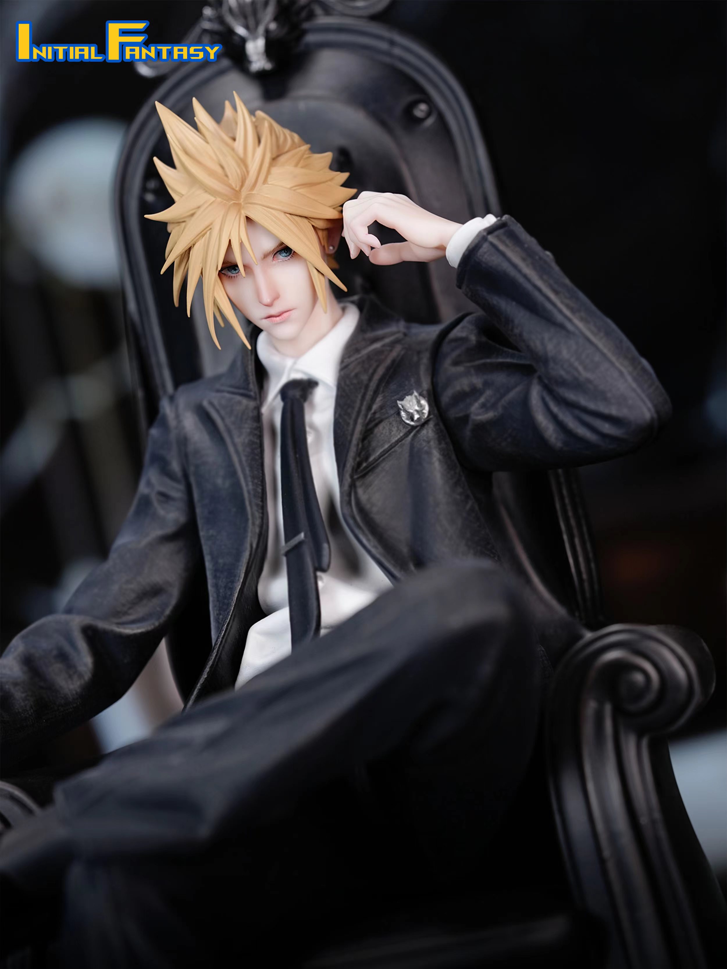 Initial Fantasy Studio - Final Fantasy 7 - Business Suit Thugs Cloud 1/6 Scale Statue(GK) (Adult 18+)