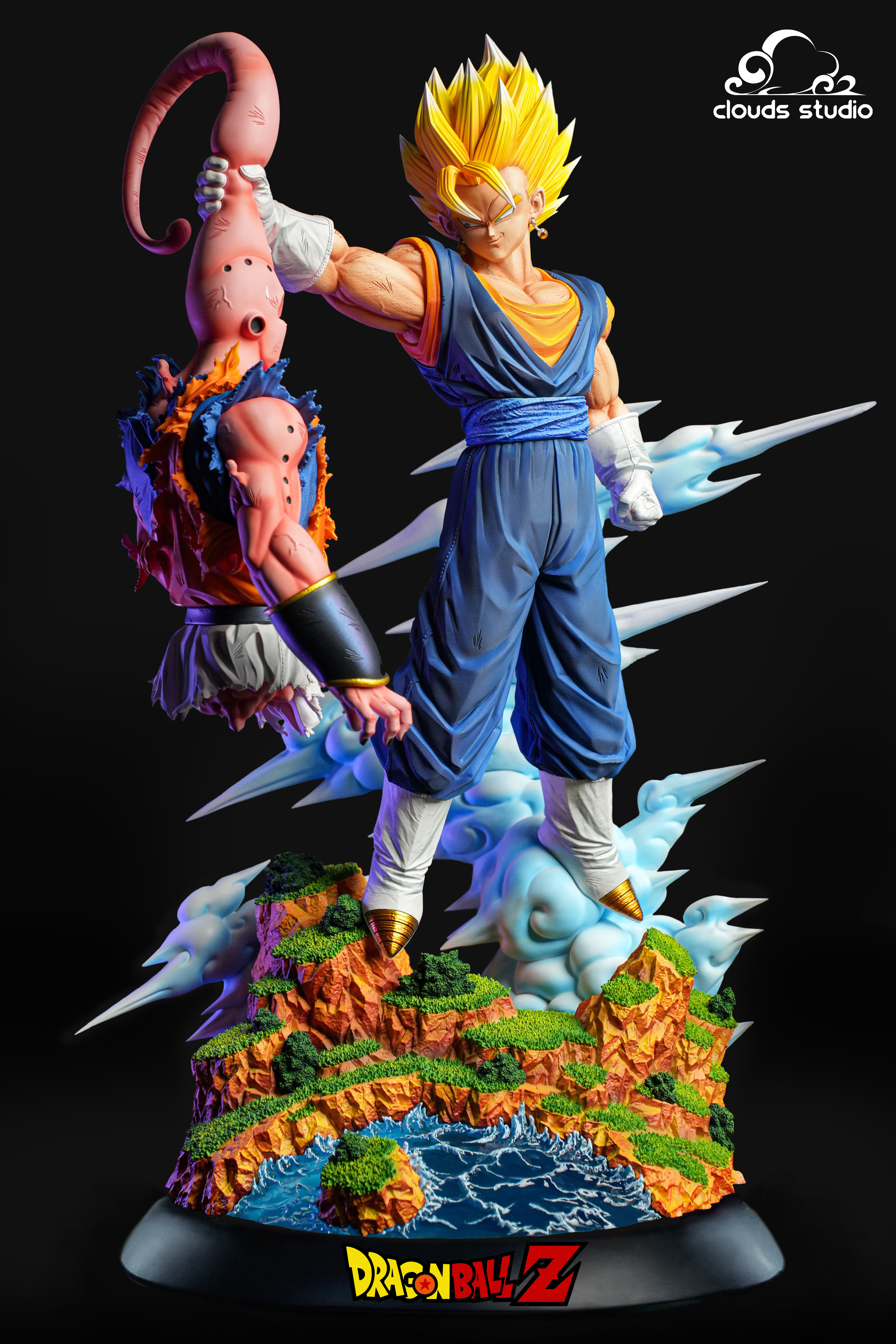 PRE-ORDER Clouds Studio - Dragon Ball Vegito VS Buu 1/4 & 1/6 Statue(GK)