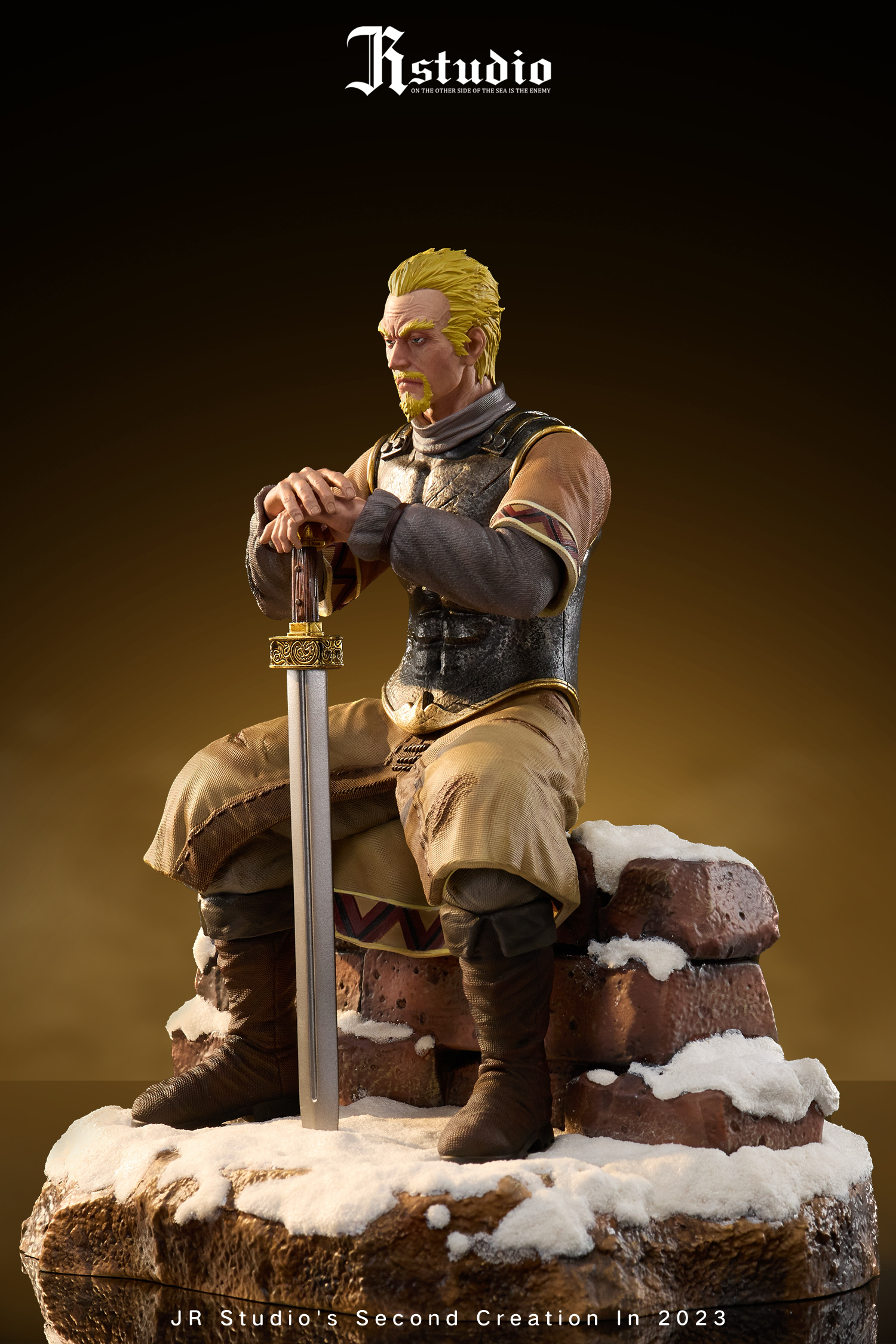 PRE-ORDER JR Studio - Vinland Saga Lucius Artorius Castus 1/6 & 1/4 Statue(GK