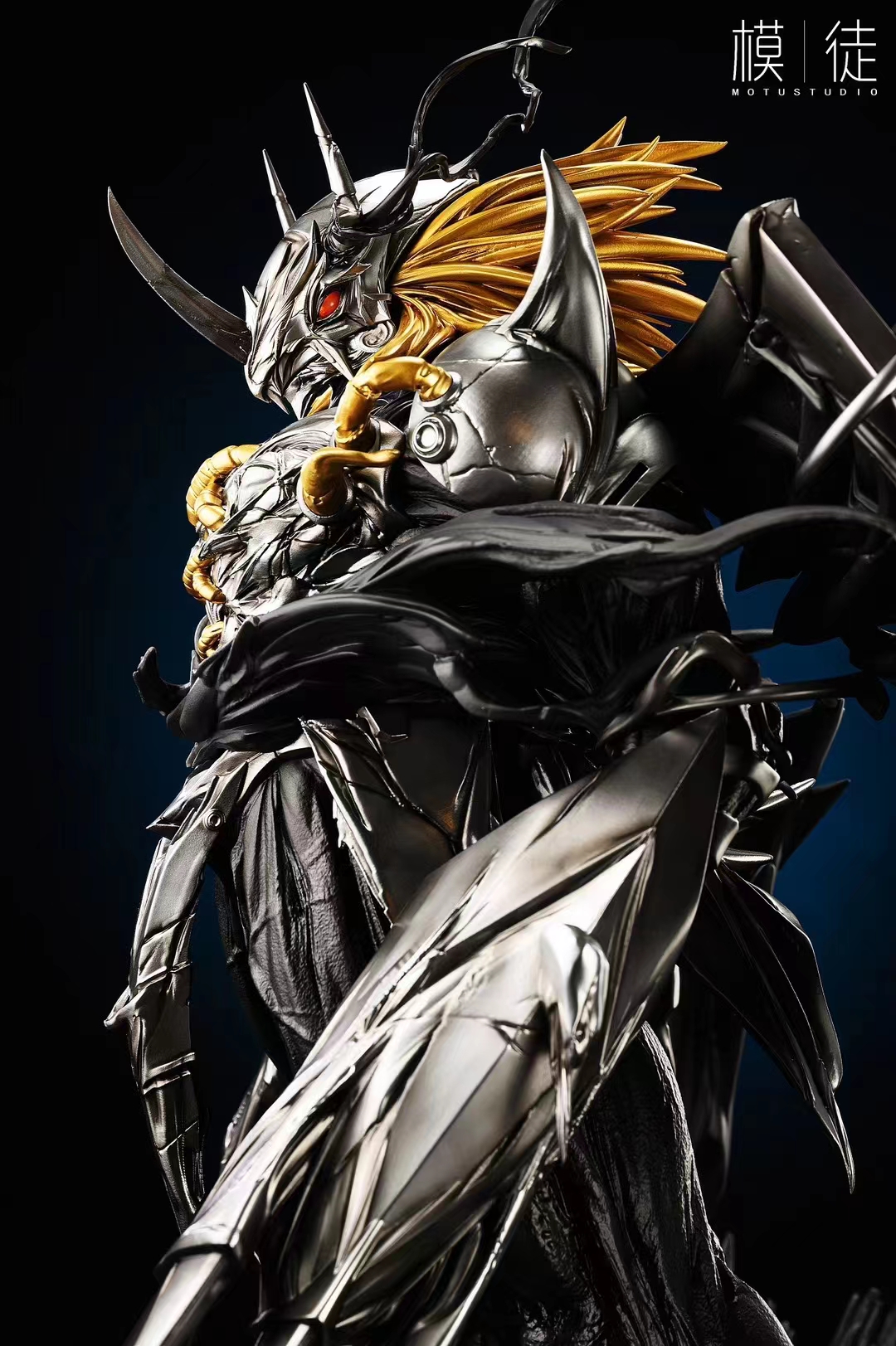 PRE-ORDER MT Studio - Digimon Black War Greymon 1/4 & 1/6 & 1/8 Statue(GK)