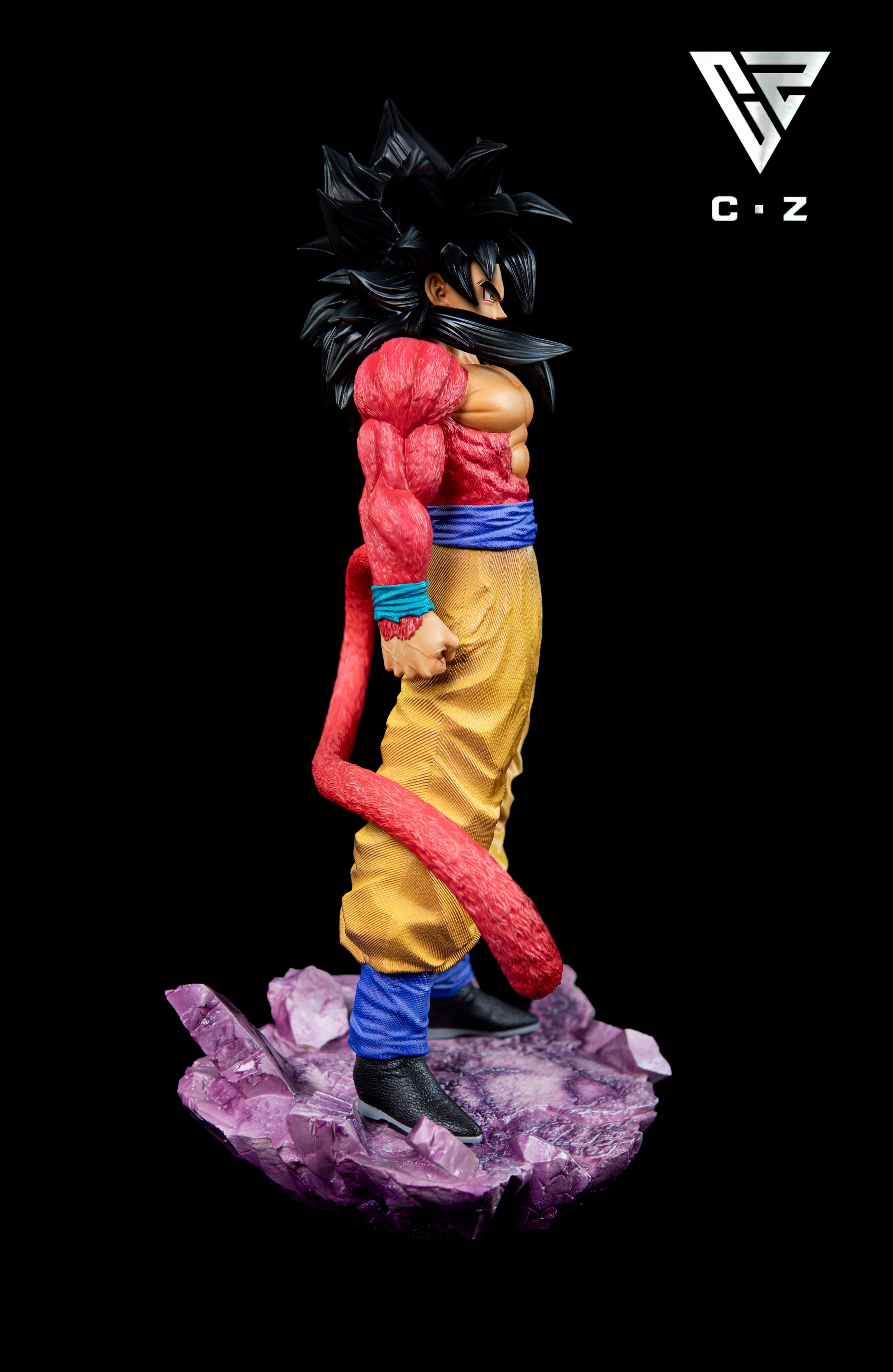 PRE-ORDER CZ Studio - Dragon Ball Super Saiyan 4 Son Goku 1/4 & 1/6 Statue(GK)