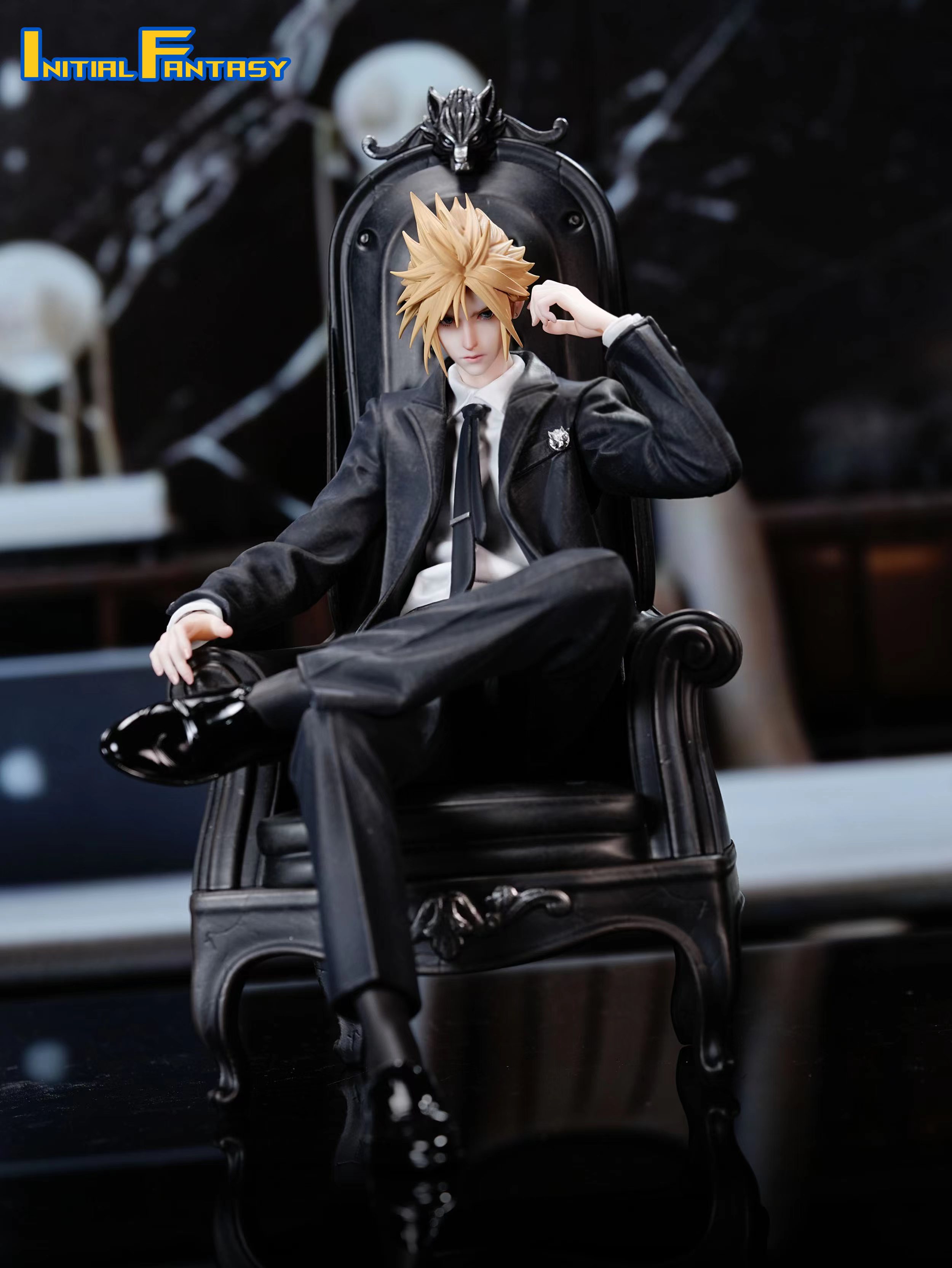 Initial Fantasy Studio - Final Fantasy 7 - Business Suit Thugs Cloud 1/6 Scale Statue(GK) (Adult 18+)