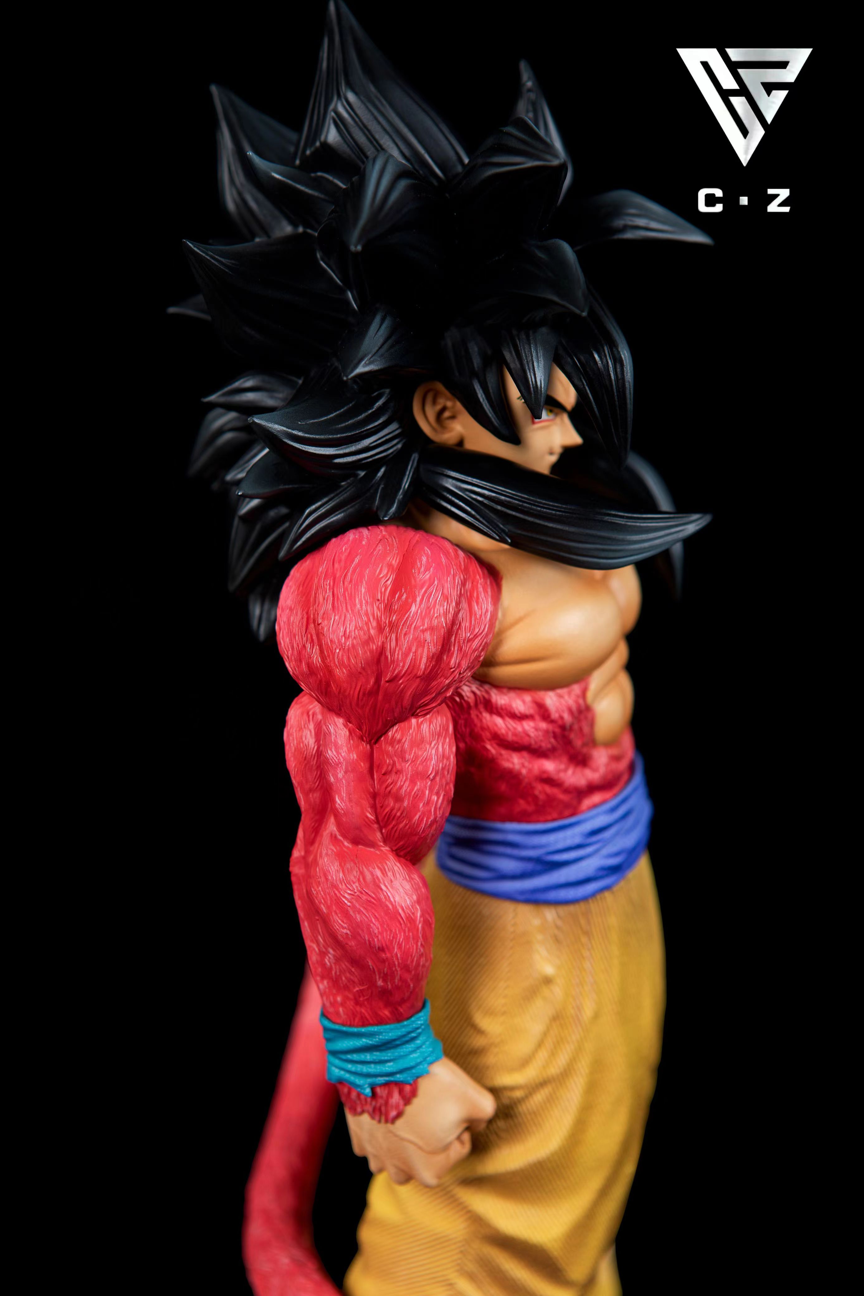PRE-ORDER CZ Studio - Dragon Ball Super Saiyan 4 Son Goku 1/4 & 1/6 Statue(GK)