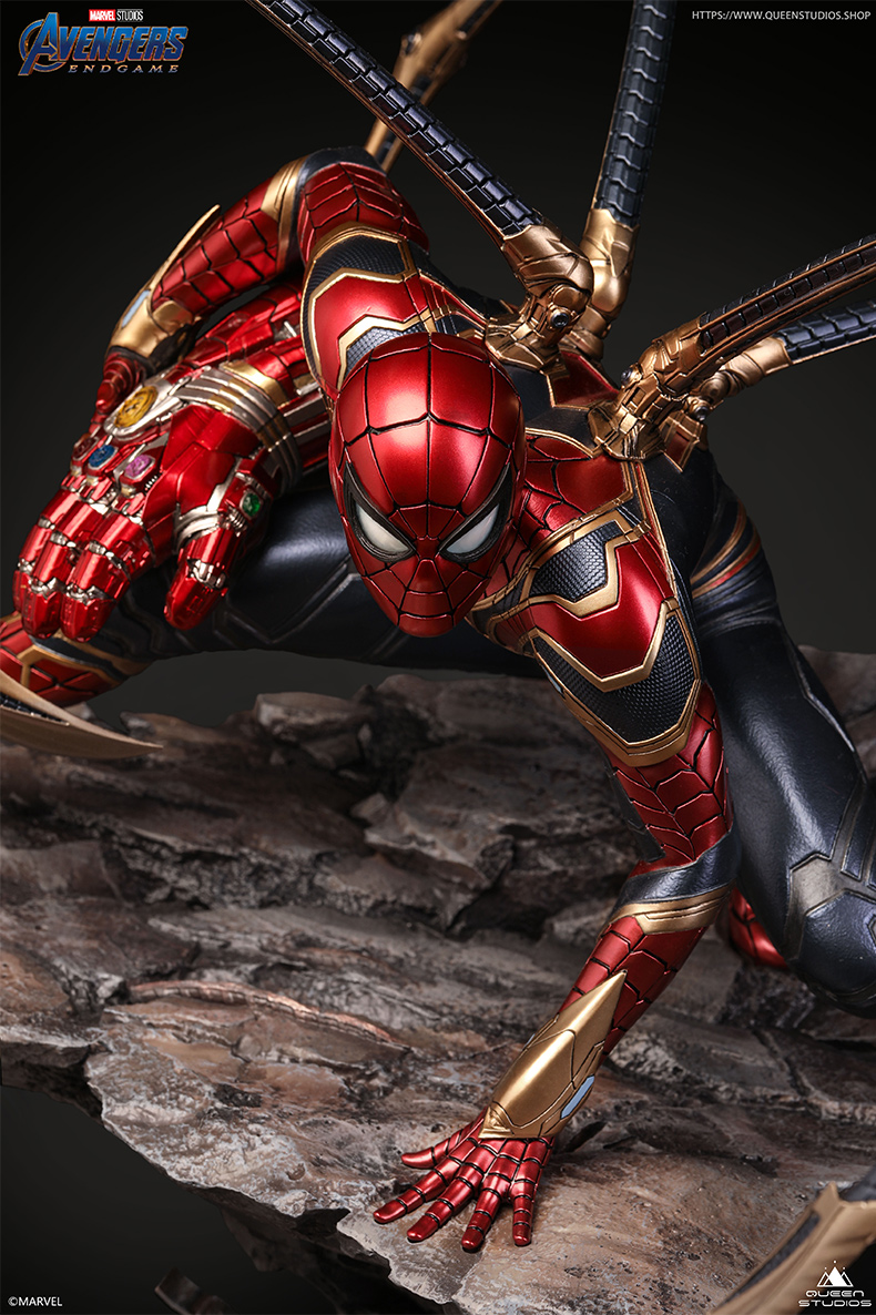 【Pre-order】Licensed 1/4 Scale Iron Spider-Man - MARVEL Resin Statue - QUEEN Studios