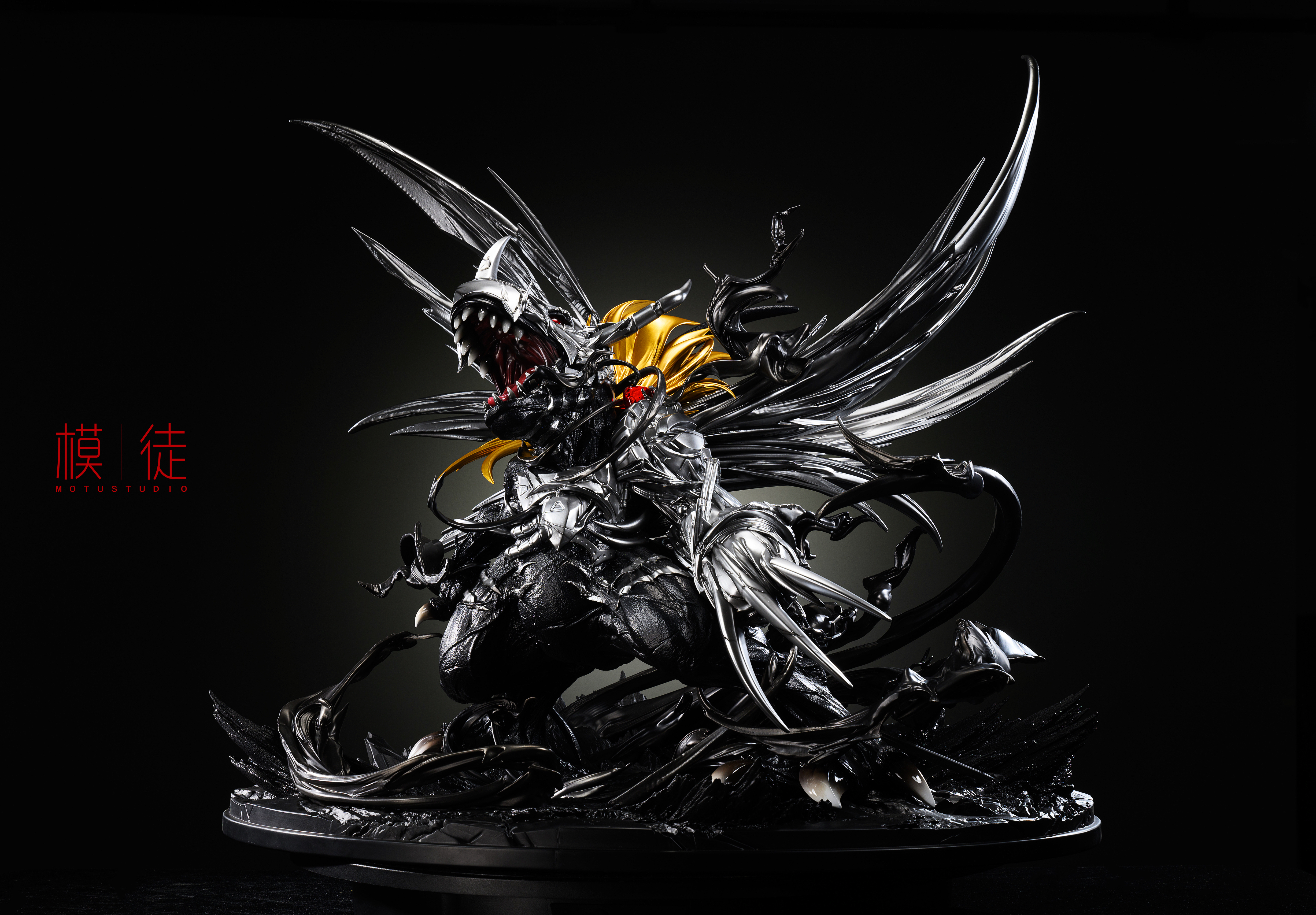 PRE-ORDER MT Studio - Digimon Dark MetalGreymon 1/6 & 1/8 Statue(GK)