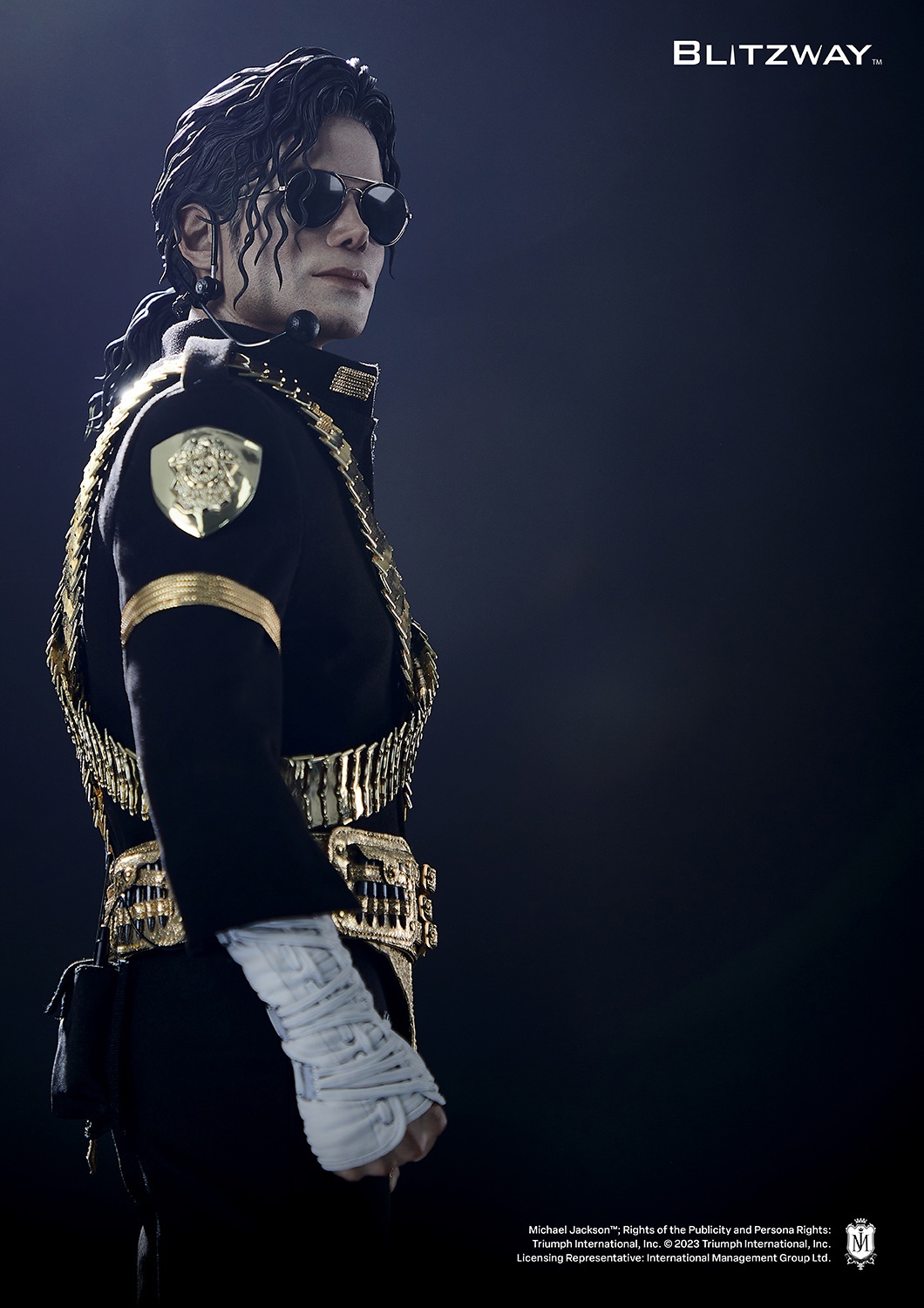 PRE-ORDER BLITZWAY Superb Scale Status Michael Jackson 1/4 (BW-SS-21801/BW-BL-60101) Action Figure